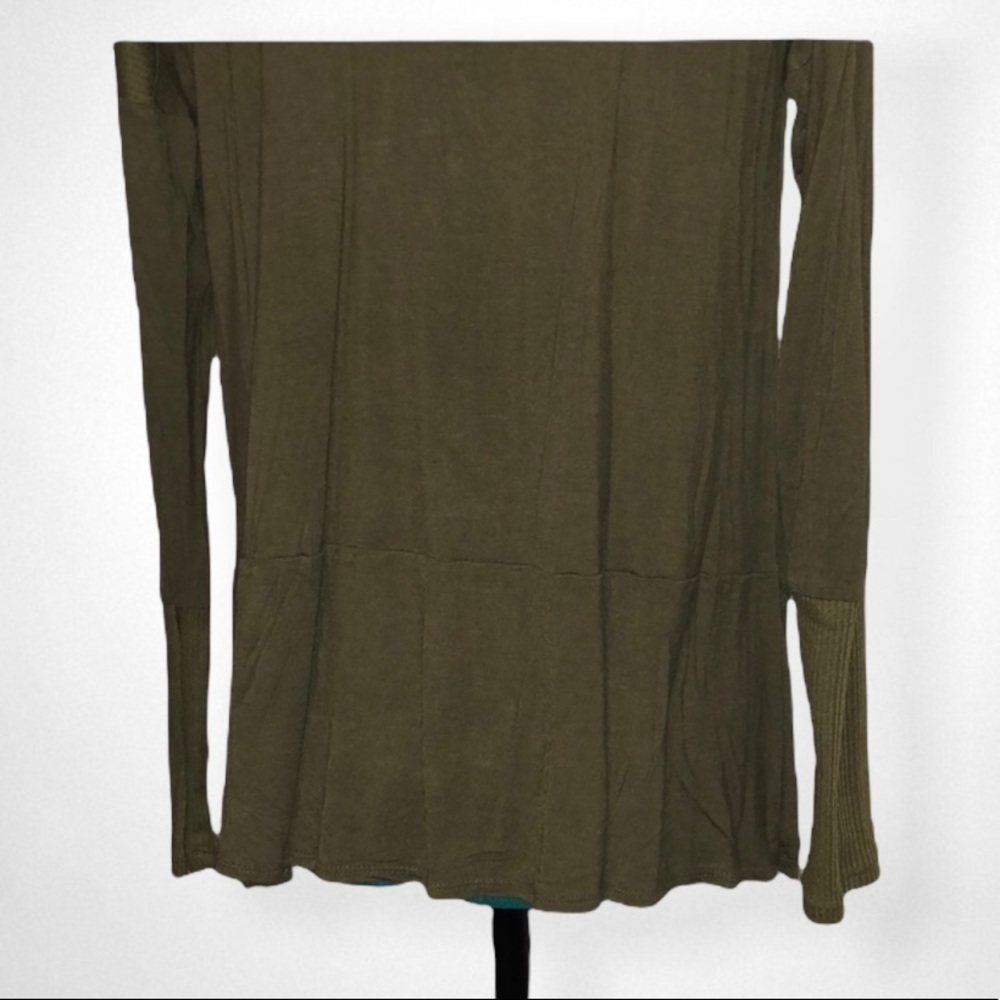 Urban Mix Long-sleeve Top - Picture 5 of 10